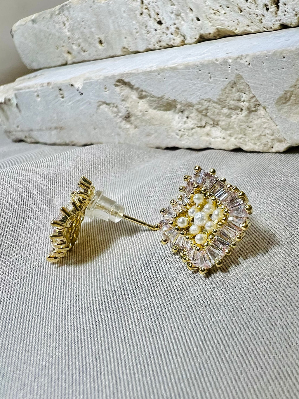 Pearls Halo Studs