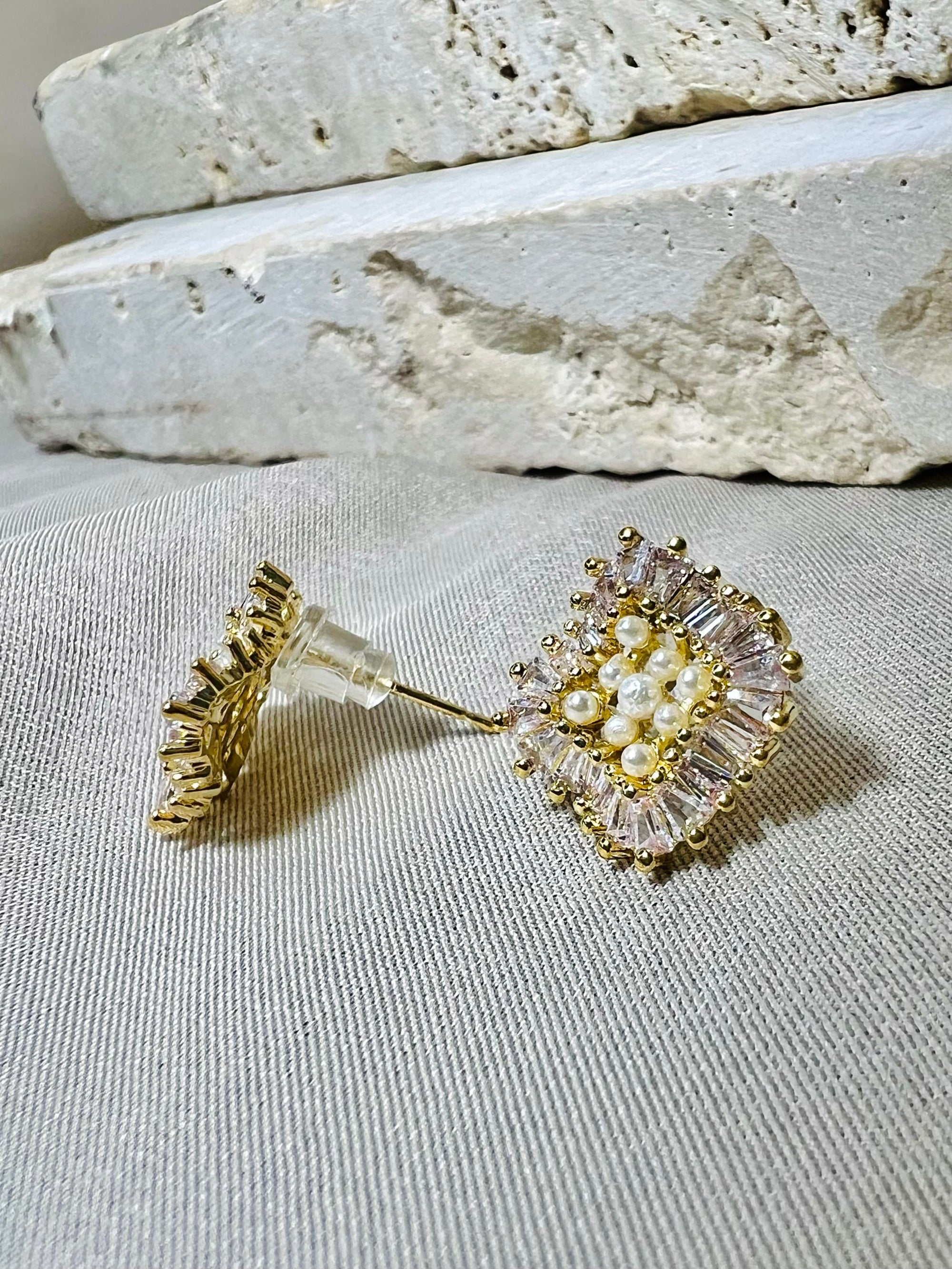 Pearls Halo Studs