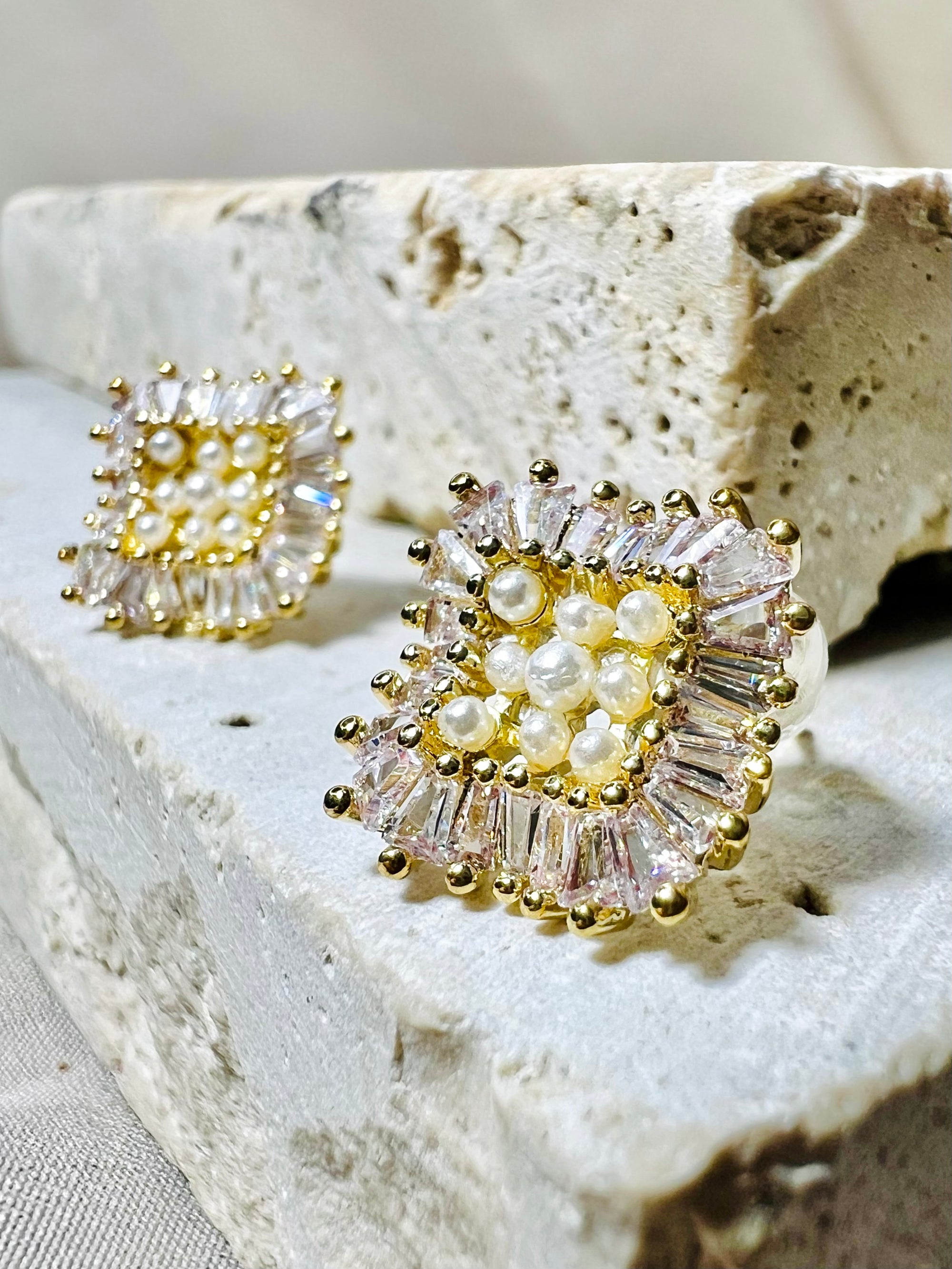 Pearls Halo Studs