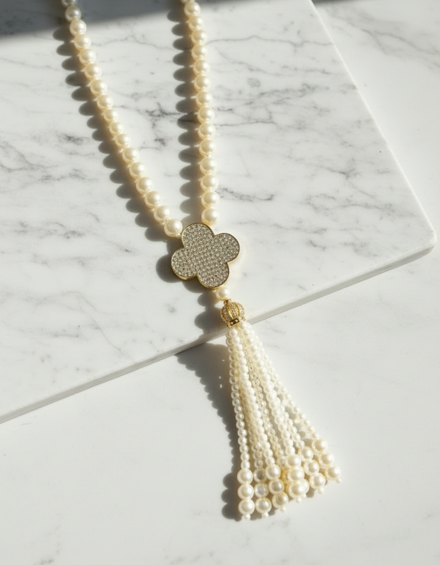 Gold Clover Pearl Maala