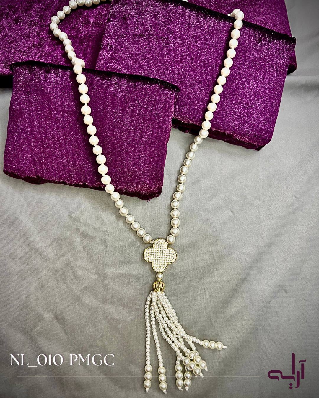 Gold Clover Pearl Maala