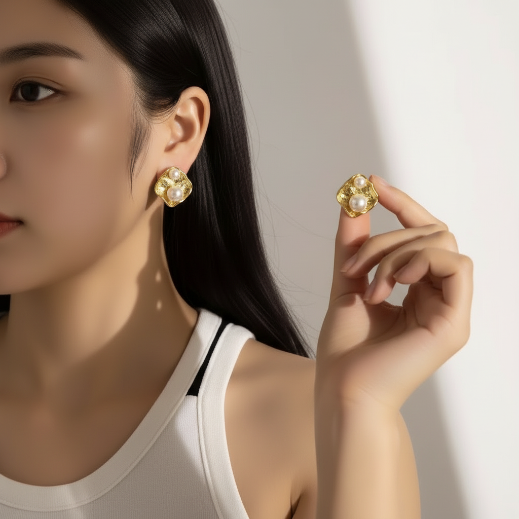 Pearl Cradle Studs