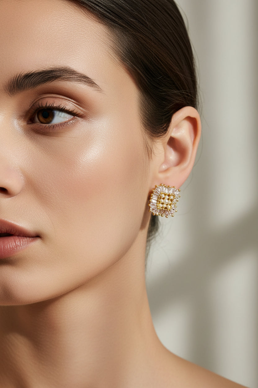 Pearls Halo Studs