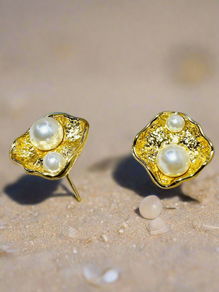 Pearl Cradle Studs