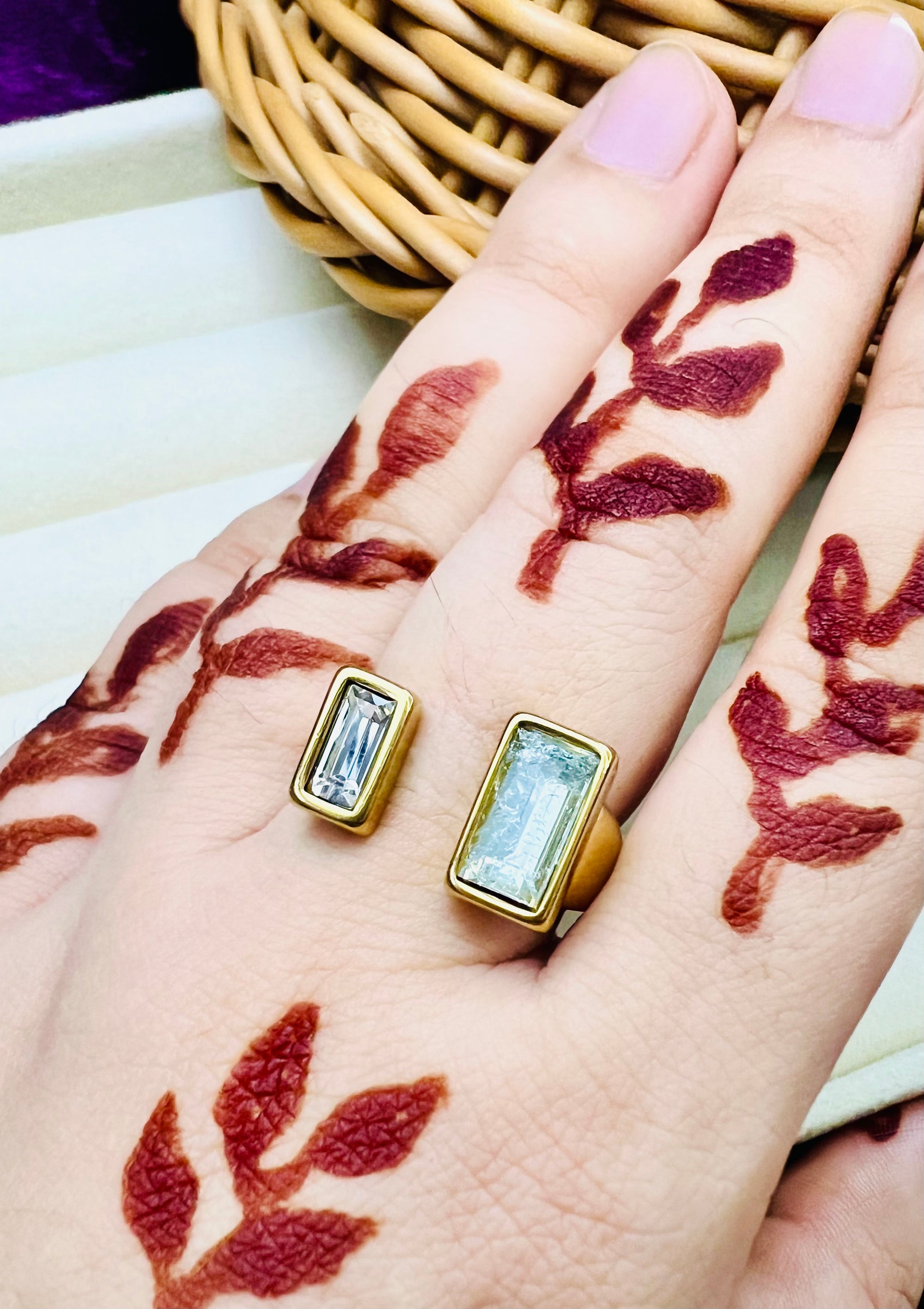 Twin Gleam Crack Shine