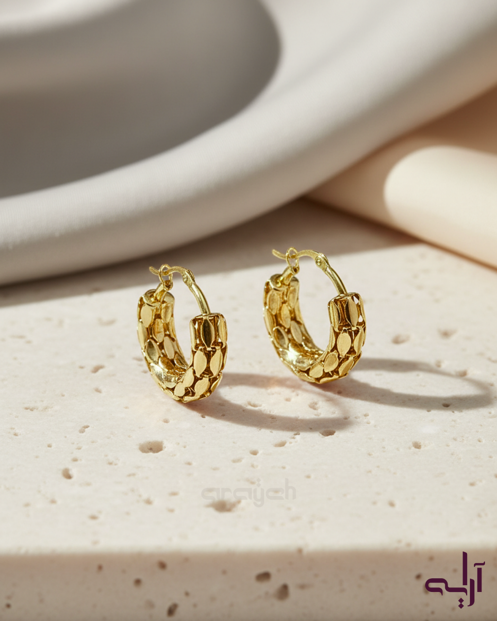 Gold Carve