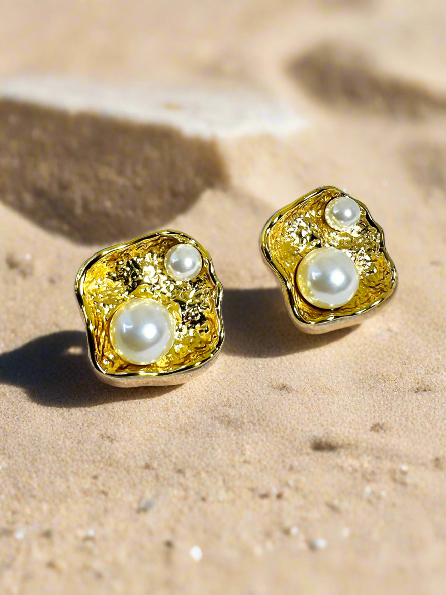 Pearl Cradle Studs