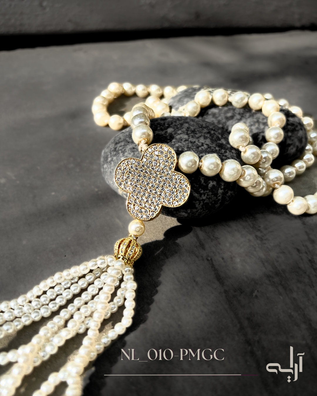 Gold Clover Pearl Maala