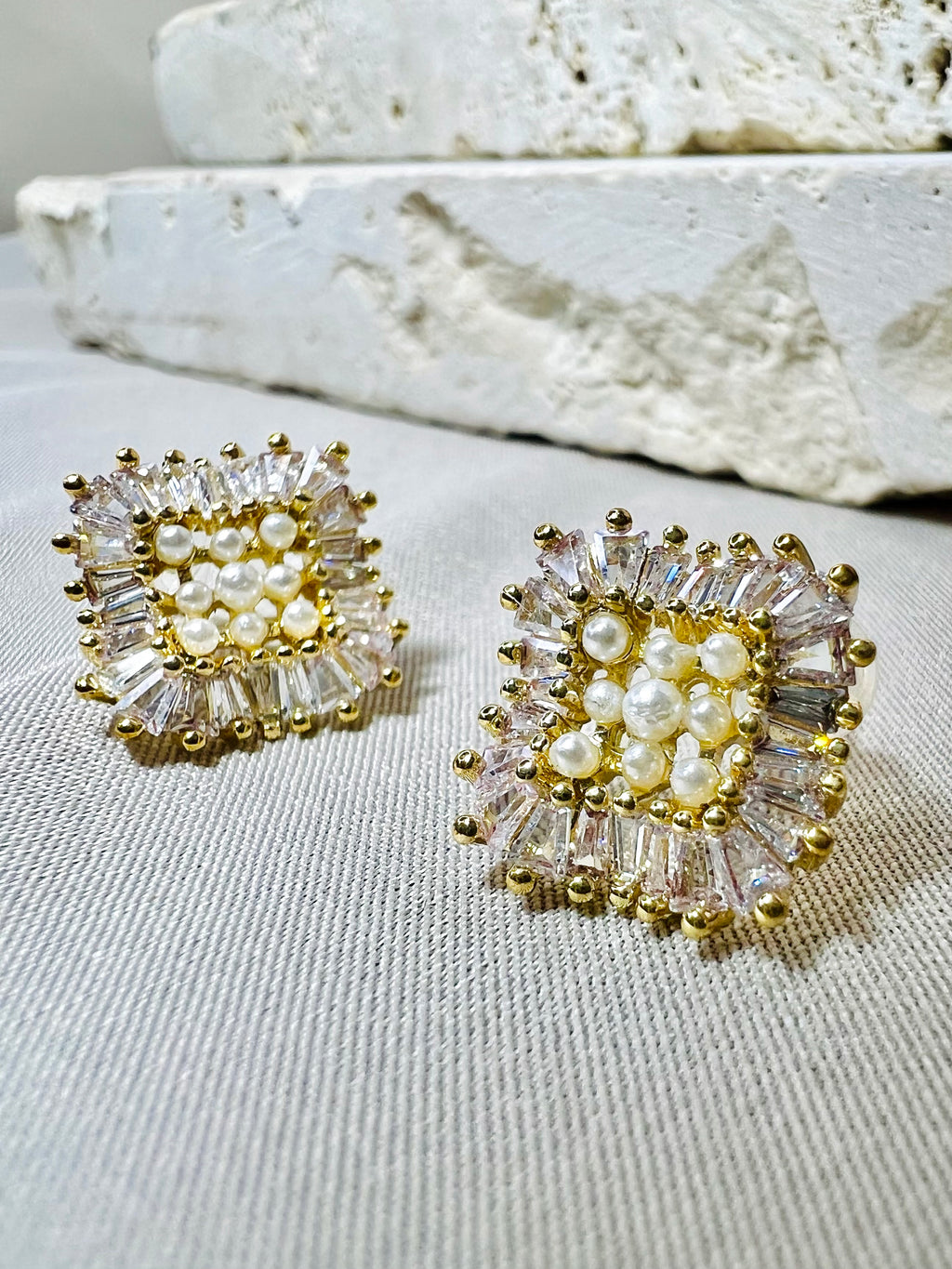 Pearls Halo Studs