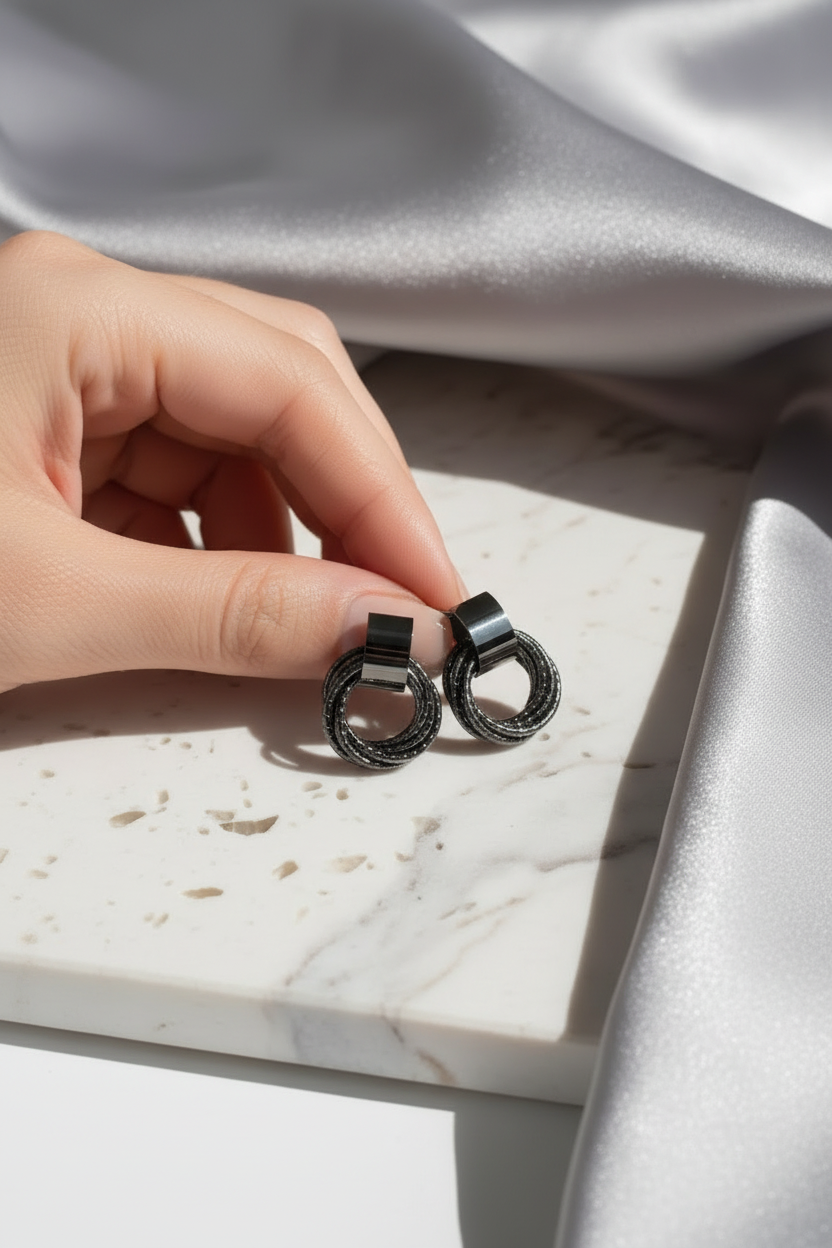 Retro Classic Studs