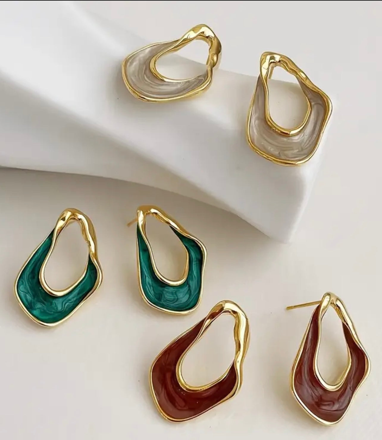 Enamel Wave Drop Studs