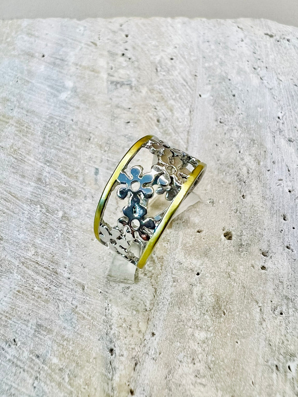 Gulrooh — gold-plated zinc alloy ring by Arayeh, view 3