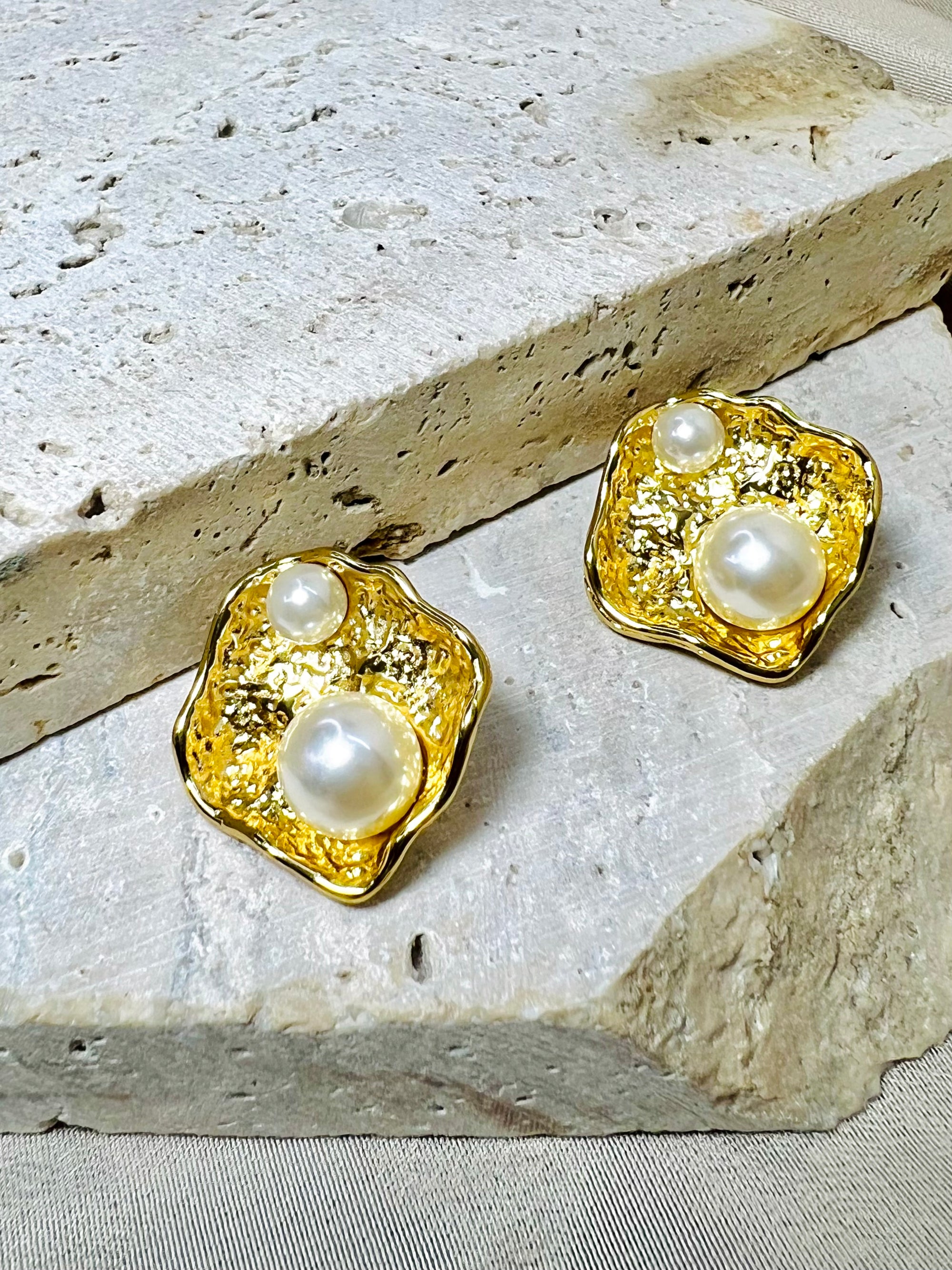 Pearl Cradle Studs
