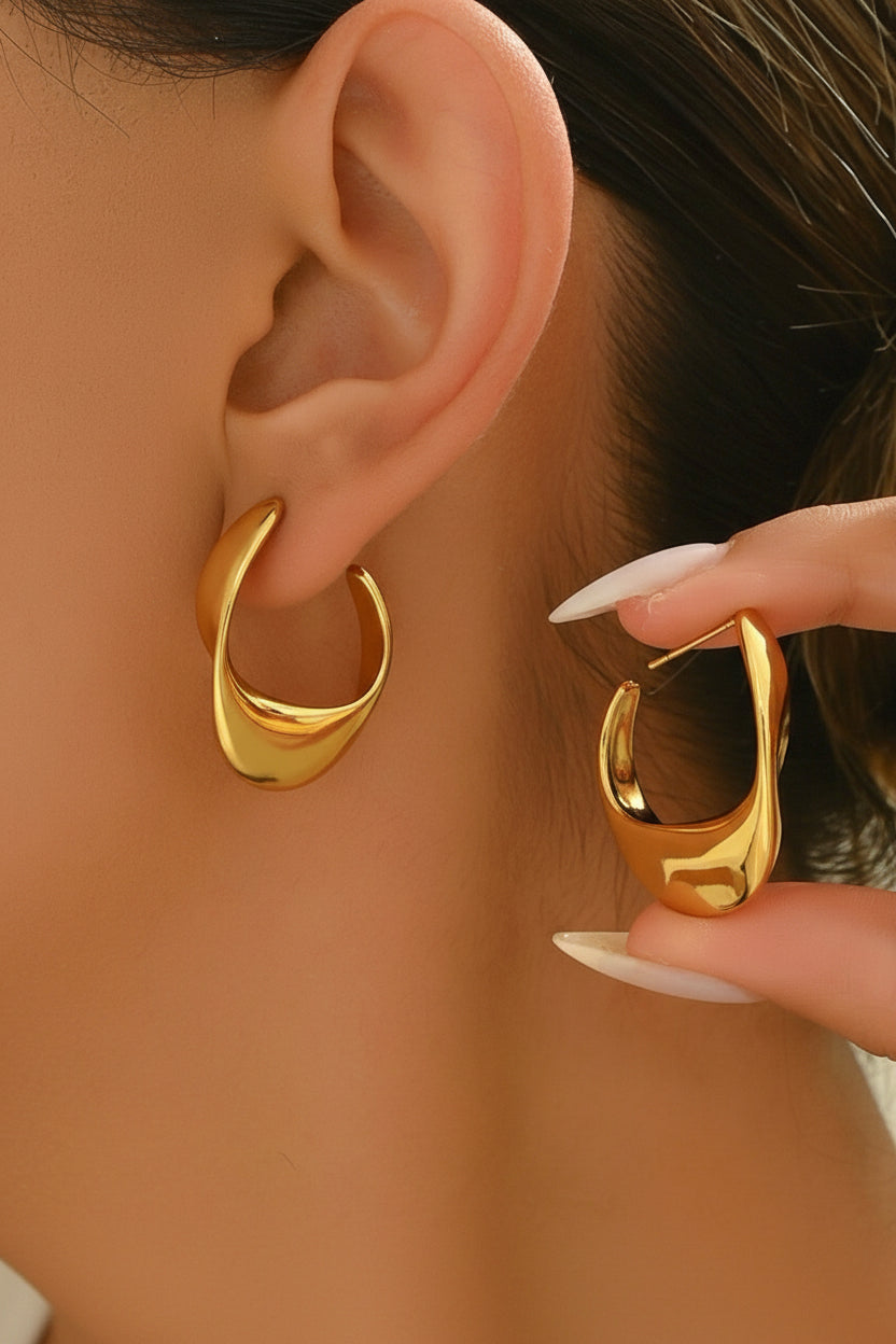 Aura Twisted Hoops