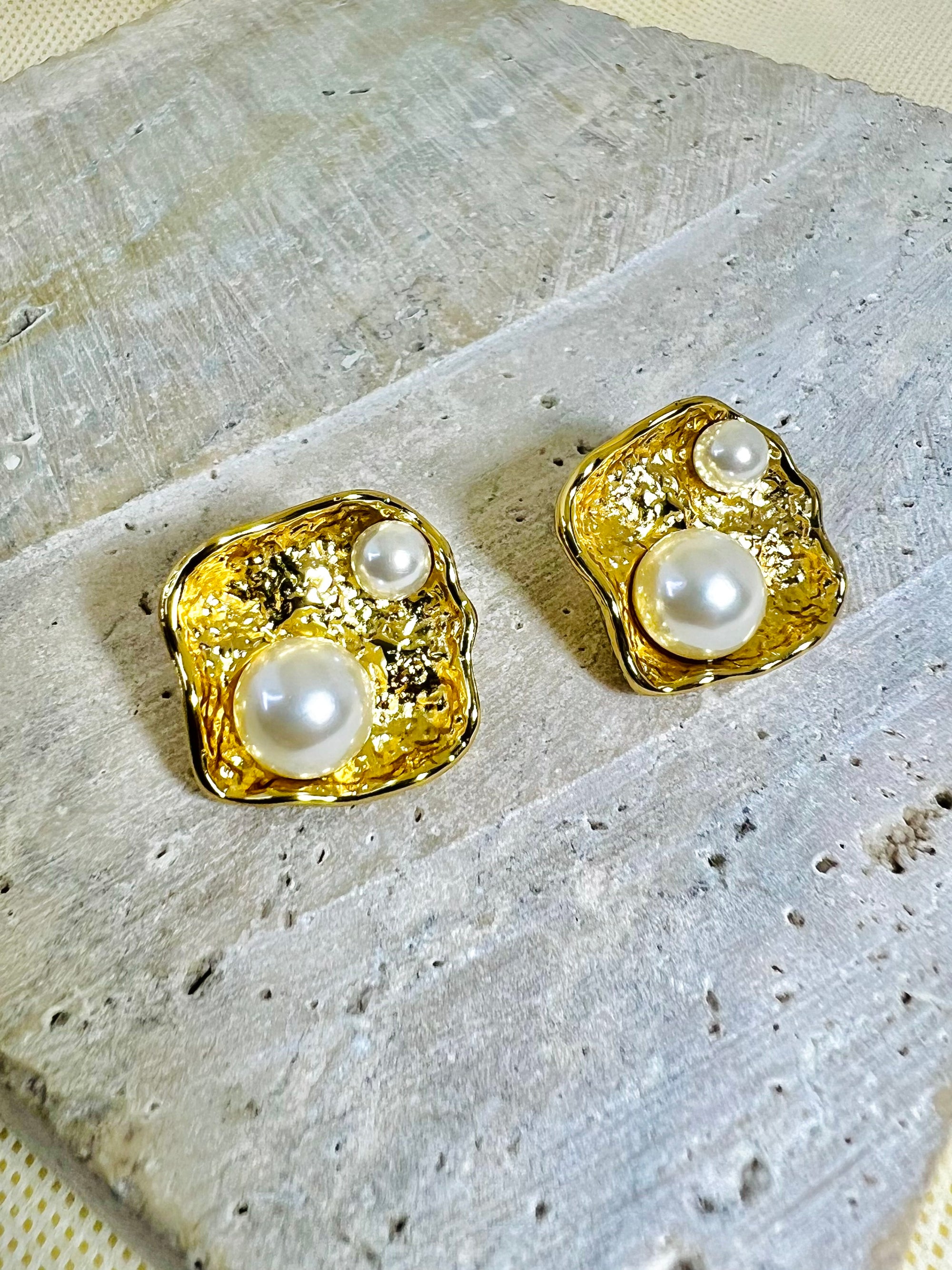 Pearl Cradle Studs