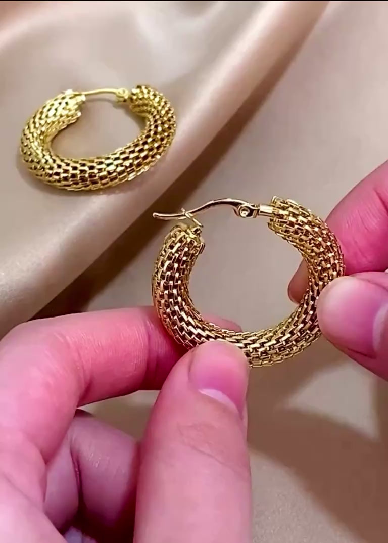 Woven Hoop